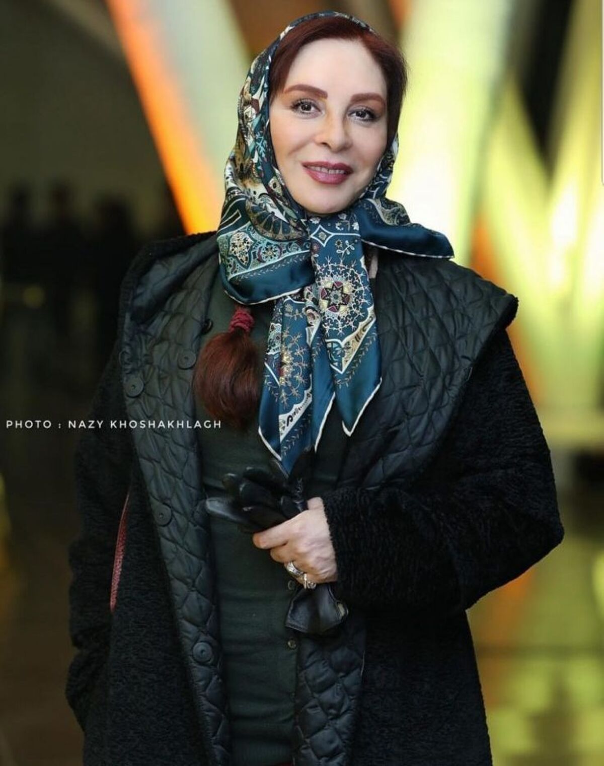 آواز خواندن منشوری افسانه بایگان