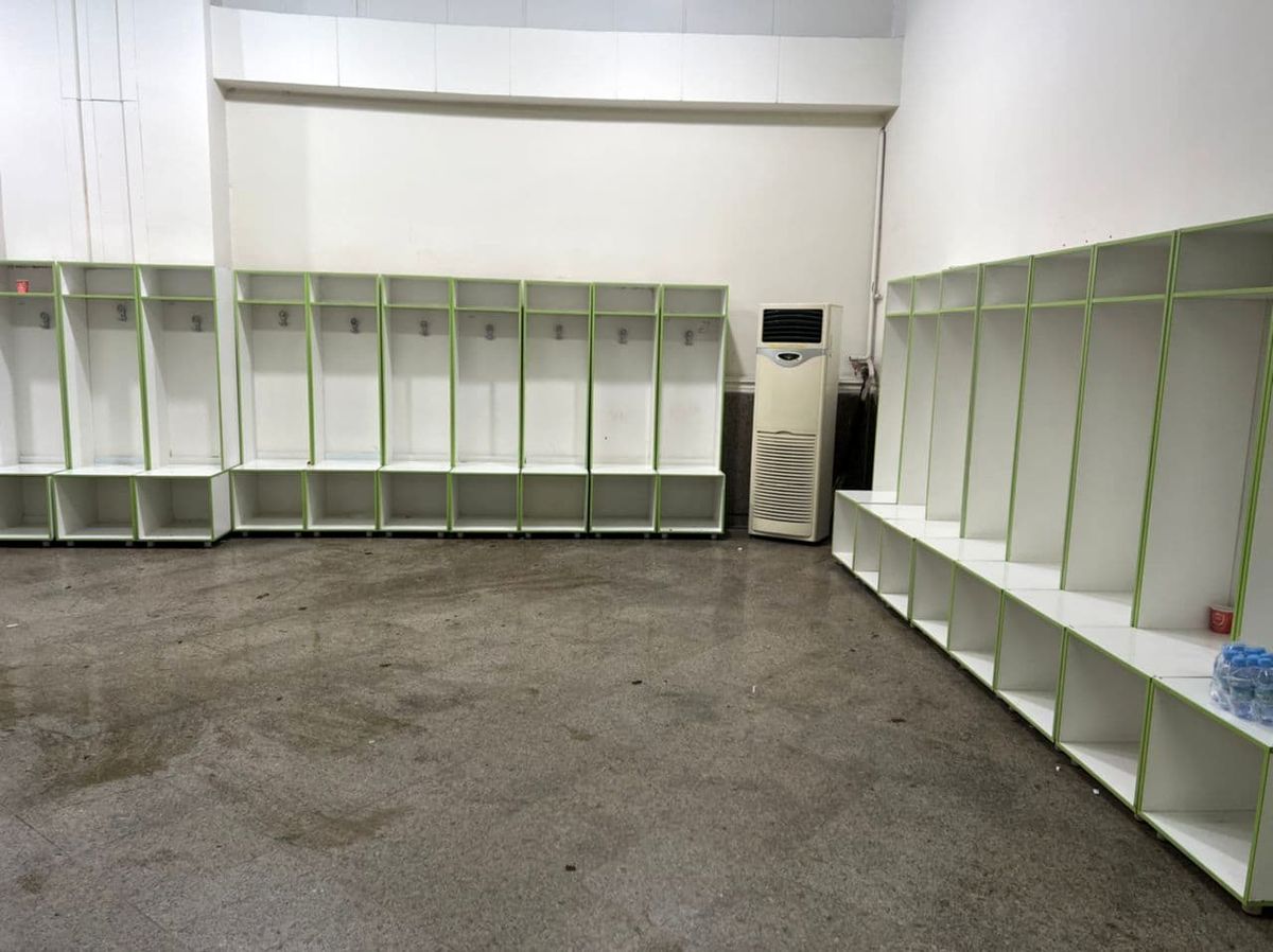 پرسپولیس رختکن را آکبند تحویل داد! (عکس)