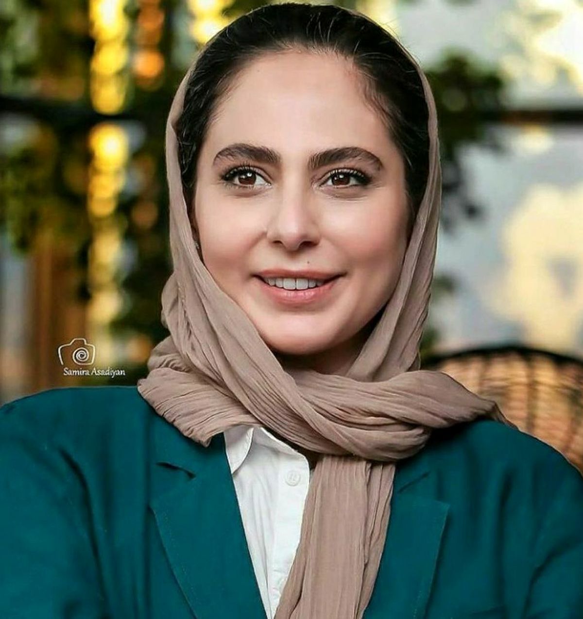 رعنا آزادی‌ور عزادار شد
