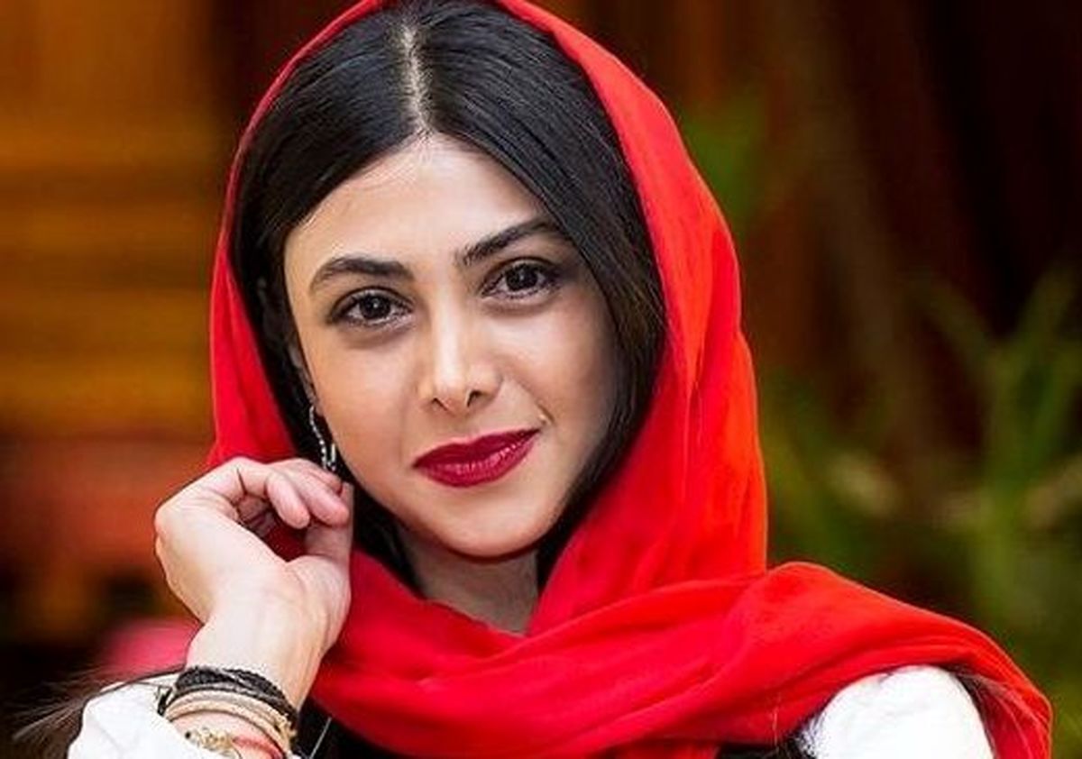 آزاده صمدی هم چادری شد! +عکس جنجالی