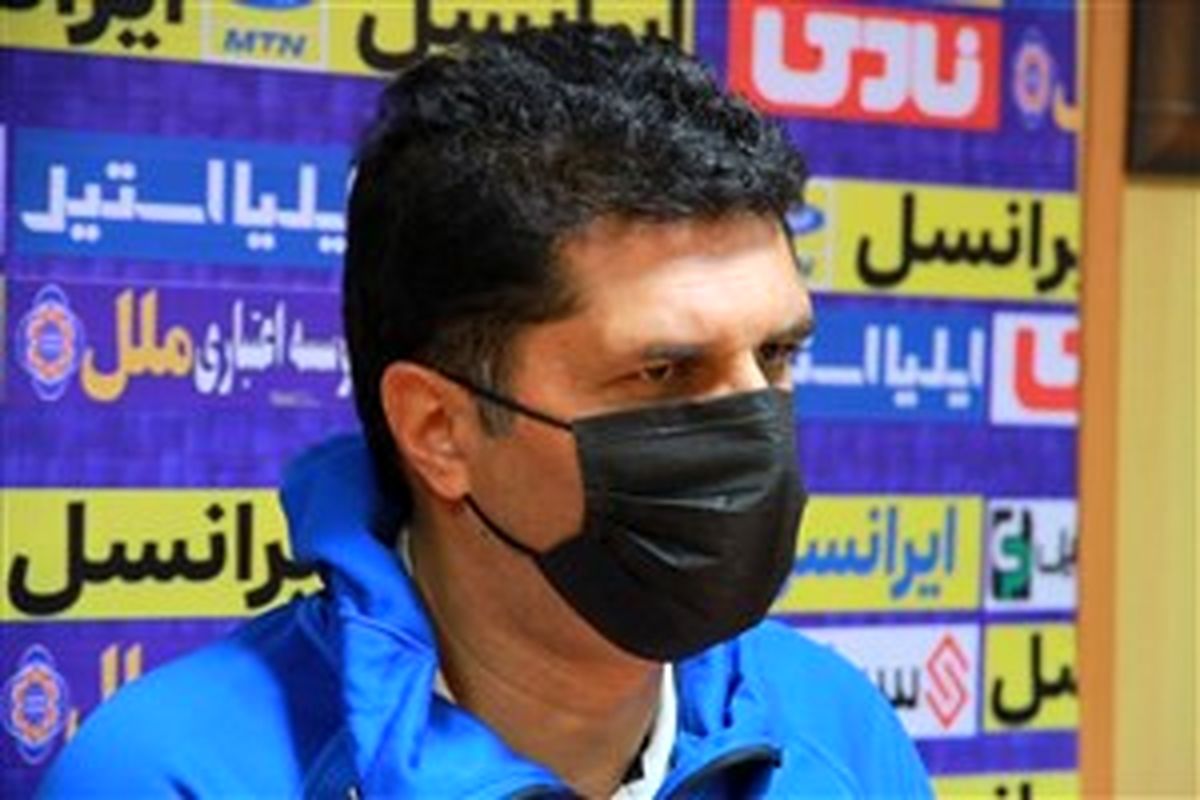 حسینی: یک امتیاز به دردنخور را گرفتیم