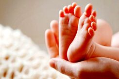 هدیه متفاوت برای تبلیغ فرزندآوری در راهپیمایی