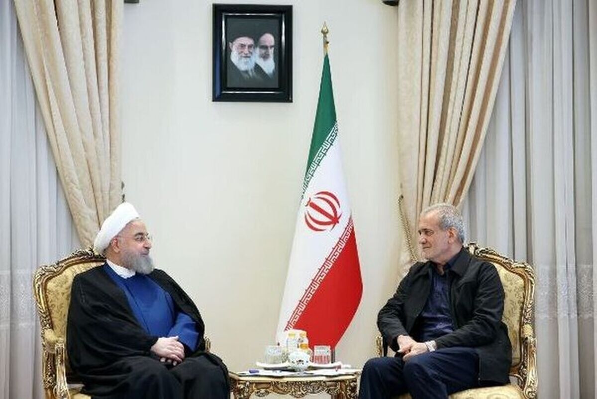 حسن روحانی به دیدار پزشکیان رفت + عکس