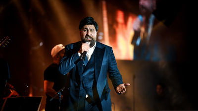 دانلود آهنگ جدید محمد علیزاده یه آدم دیگه ای