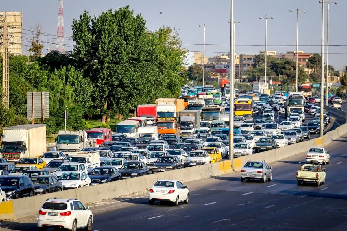 آزادراه تهران - کرج - قزوین قفل شد