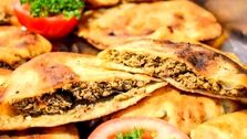 این ساندویچ عربی خوشمزه را به راحتی در منزل درست کنید