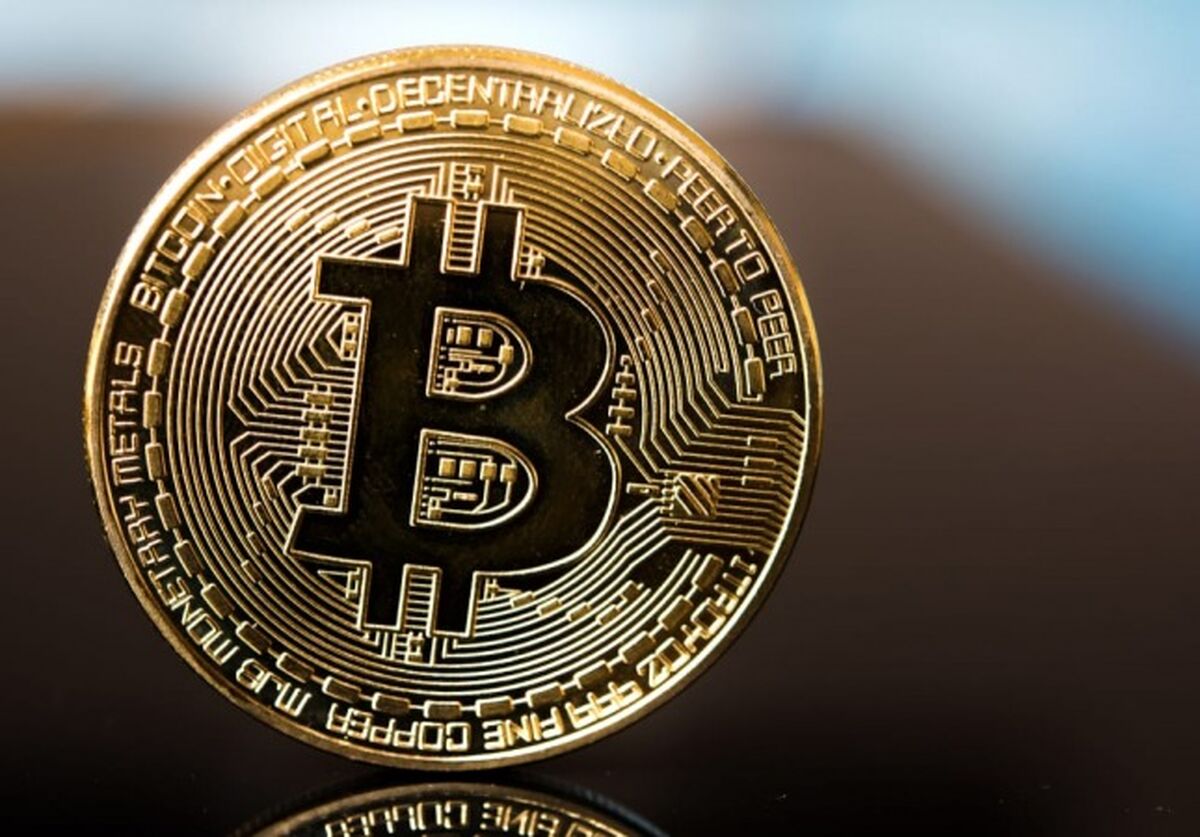بیت‌ کوین در انتظار سقوط بیشتر | بازار ارز دیجیتال در شرایط بحرانی