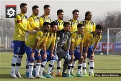 ۱۱ بازیکن گل‌گهر و نفت برای بازی حساس