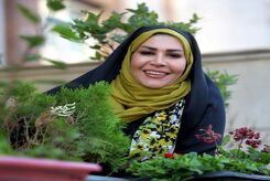 این خانم مجری دیگه چادری نیست!