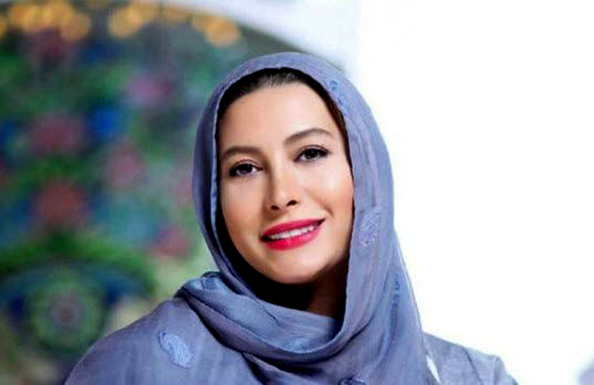 عکس عاشقانه فریبا نادری در آغوش همسرش