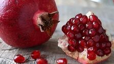 تکنیک خرید انار شب یلدا | چگونه بفهمیم انار قرمز است؟
