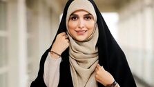 مژده لواسانی، مجری تلویزیون ایران در پاریس | پوشش زیبای مژده لواسانی در پاریس