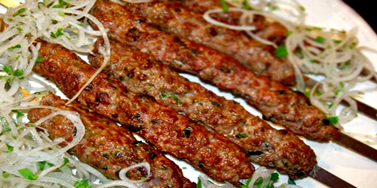 طرز تهیه و مواد لازم لولا کباب + مواد لازم