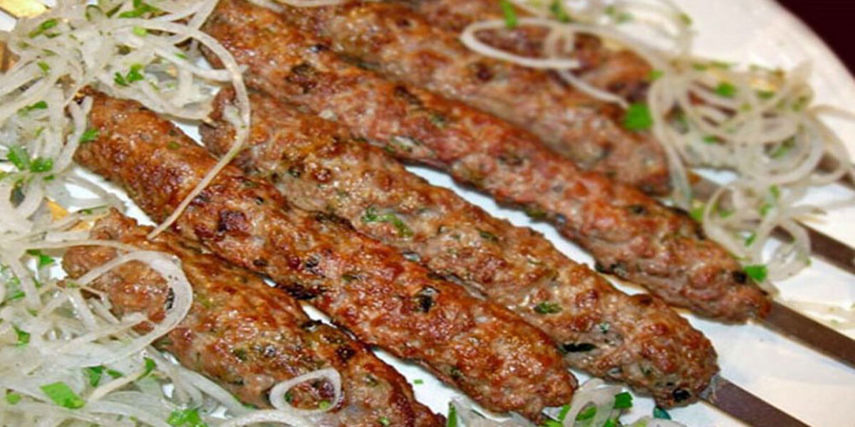 طرز تهیه و مواد لازم لولا کباب + مواد لازم