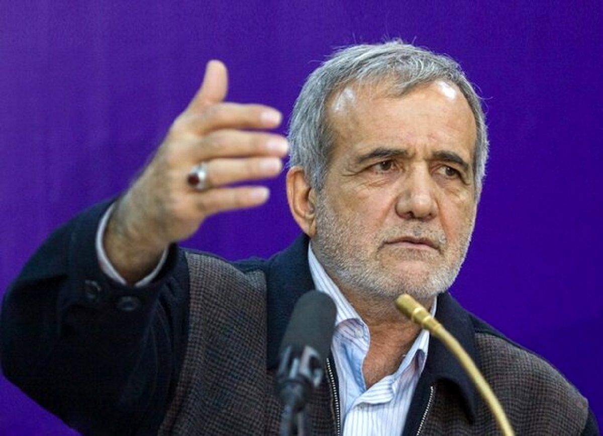 مراسم تحلیف پزشکیان چه زمانی برگزار می‌شود؟