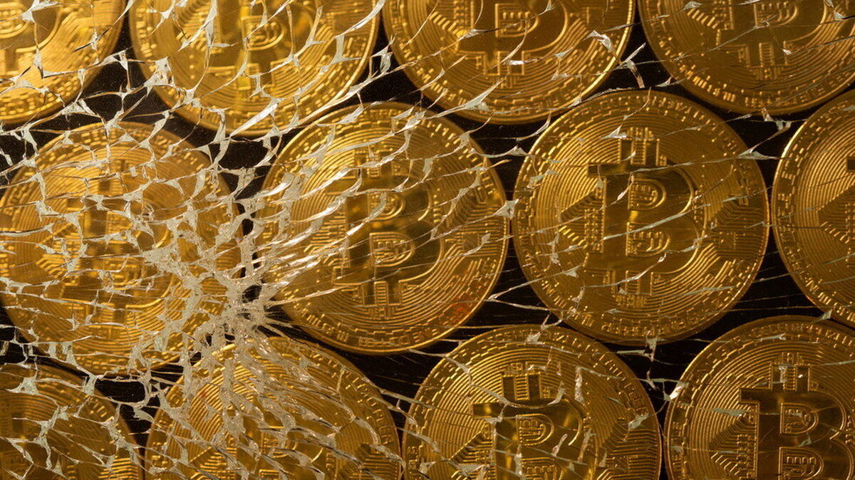 نرخ بیت کوین به پایین ترین سطح یک ماه اخیر خود رسید