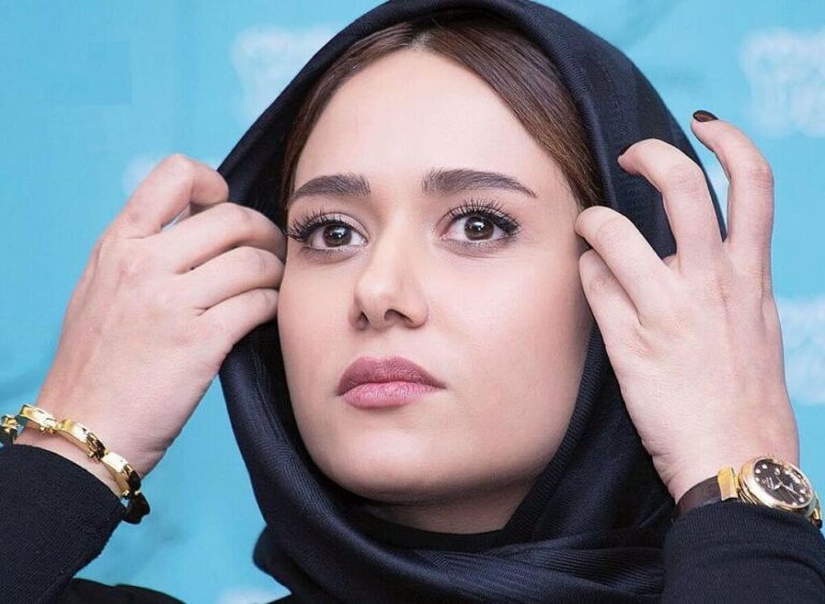 اشک های پریناز ایزد یار و دردودلش با اقای مجری + ویدئو