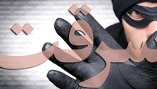 لحظه غافلگیری زوج سارق در حین سرقت از خانه