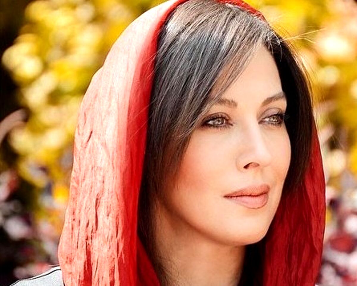 عکس چنجالی مهتاب کرامتی با حجاب کامل و چادر و دستکش!!!+عکس