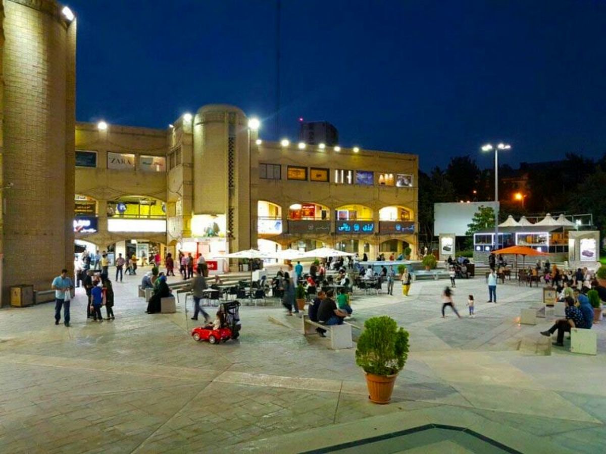 دستگیری اوباش حمله کننده به پاساژ گلستان شهرک غرب + فیلم بازگشت به محل جرم