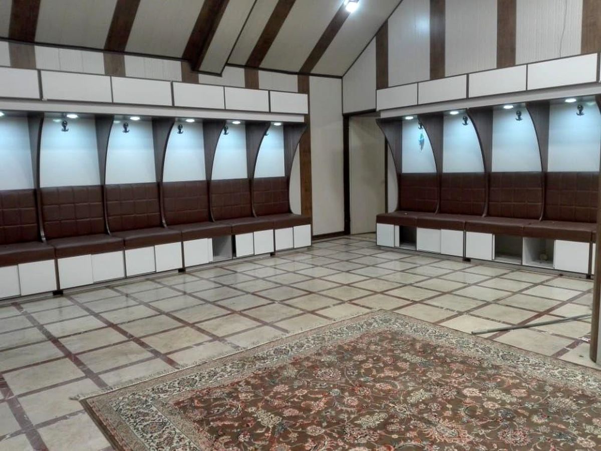 مس می‌خواهد الگوی اخلاق باشد (عکس) 