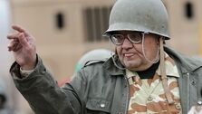 آسیبی که با رفتن اکبر عبدی به سریال «روزهای آبی» وارد شد