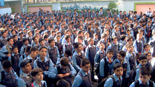 ساعت شروع به کار مدارس شناور می‌شود؟