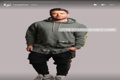محمدرضا گلزار خیابان را بست