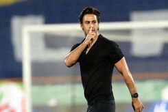 فرهاد مجیدی از استقلال بازیکن نمی‌گیرد