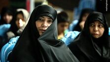 الهام چرخنده: کربلا زندگی می‌کنم و همسرم روحانی است
