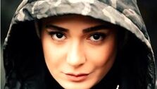 مینا وحید باز هم جنجال و حاشیه آفرید!/حرکات عجیب در لایو+فیلم