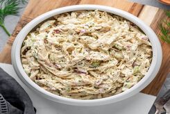 طرز تهیه سالاد مرغ و کلم برگ؛ یک سالاد خوشمزه بهاری