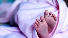 پدر بی رحم 3قلوهایش را در کنار خیابان رها کرد | سرنوشت 3قلوها چه می شود؟ + عکس نوزادان