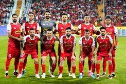 بانوان هوادار پرسپولیس در ورزشگاه آزادی + فیلم
