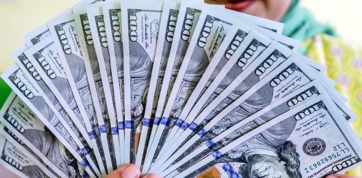 قیمت دلار و یورو در سراشیبی