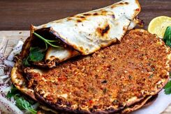 طرز تهیه کباب لاهماجون، خوشمزه‌ترین کباب ترکی