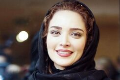 بهنوش طباطبایی بر روی فرش قرمز| گوشواره جواهر بهنوش طباطبایی بر روی فرش قرمز توجه جلب کرد