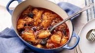 ناهار امروز: خورش به آلو با مرغ؛ طعمی بی‌نظیر از یک خورش اصیل ایرانی