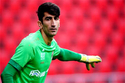 عکس‌| شب یلدای بیرانوند کنار دختر و پسرش