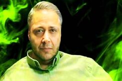 عکس خانوادگی مازیار لرستانی در روز تولدش